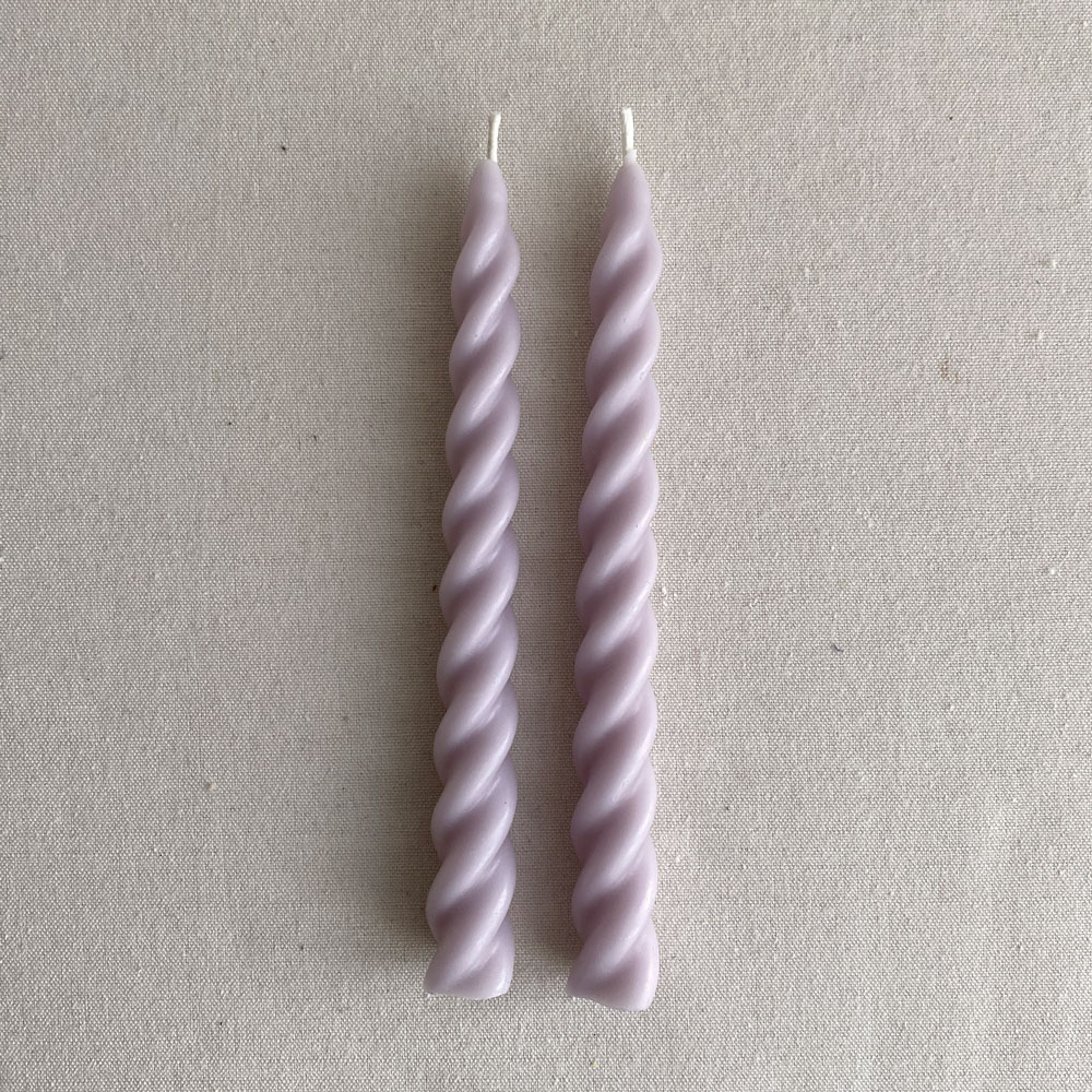PAIR OF BEESWAX TWIST CANDLES : MOONLIGHT